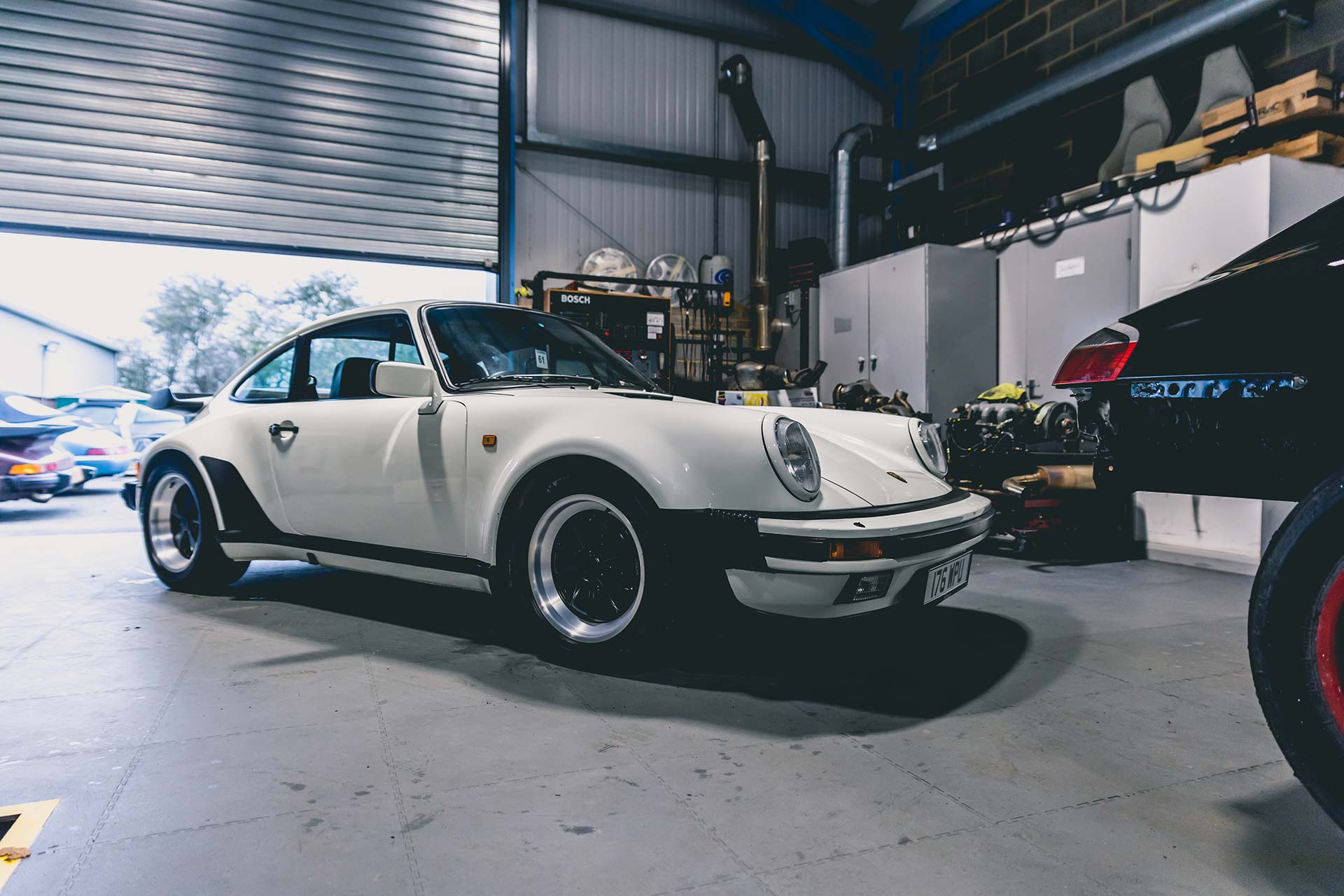 930-turbo-in-workshop