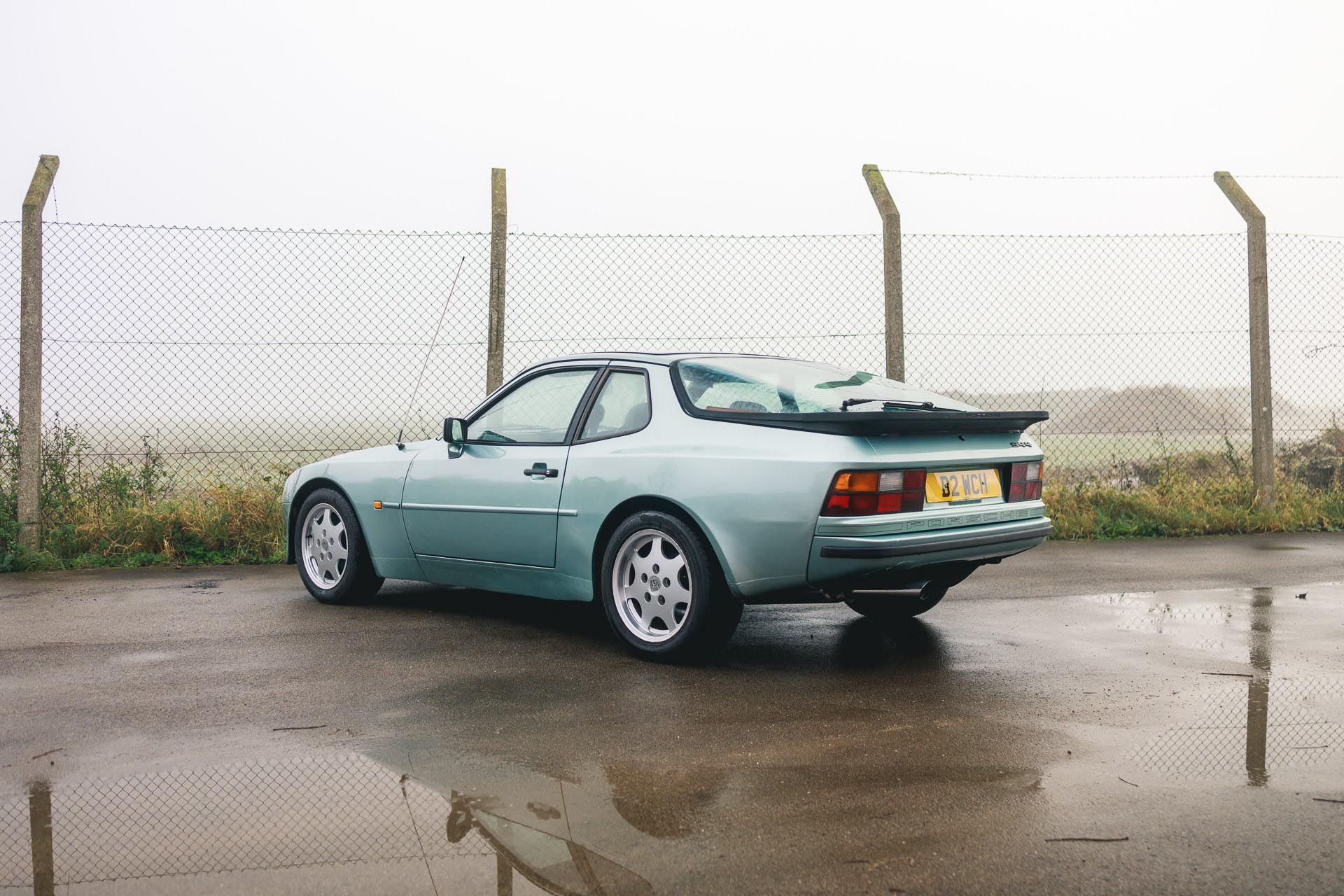 porsche-944