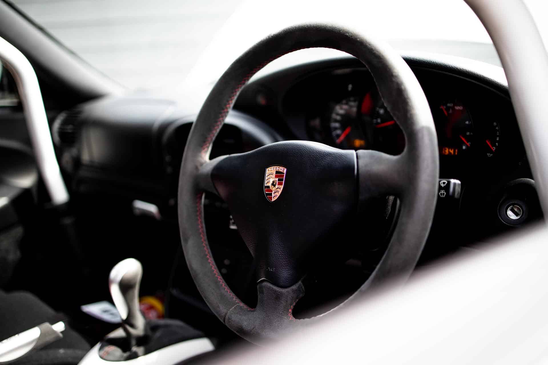 996-gt3rs-interior-2