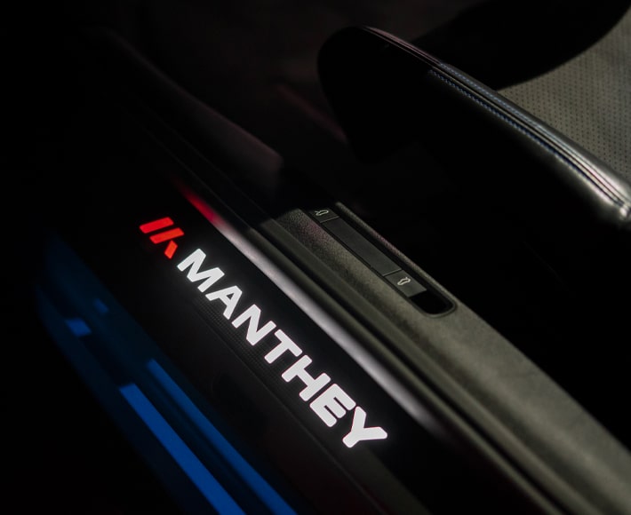 992 GT3 MR Door sill