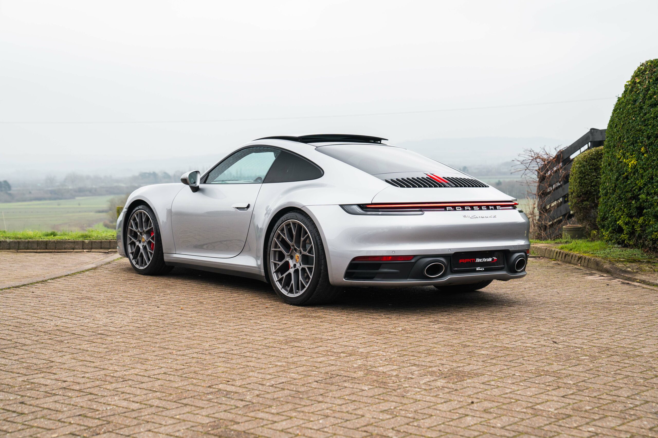 992-c4s-yk19xuf-15-2