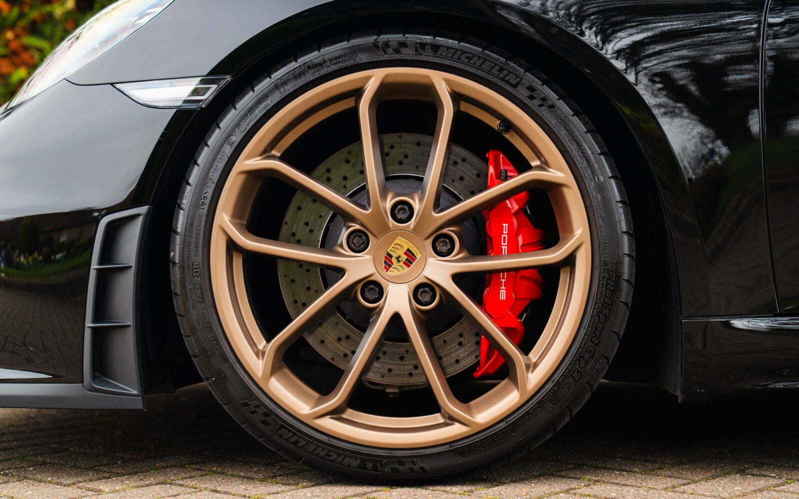 718 Spyder – FJ69SBY 12