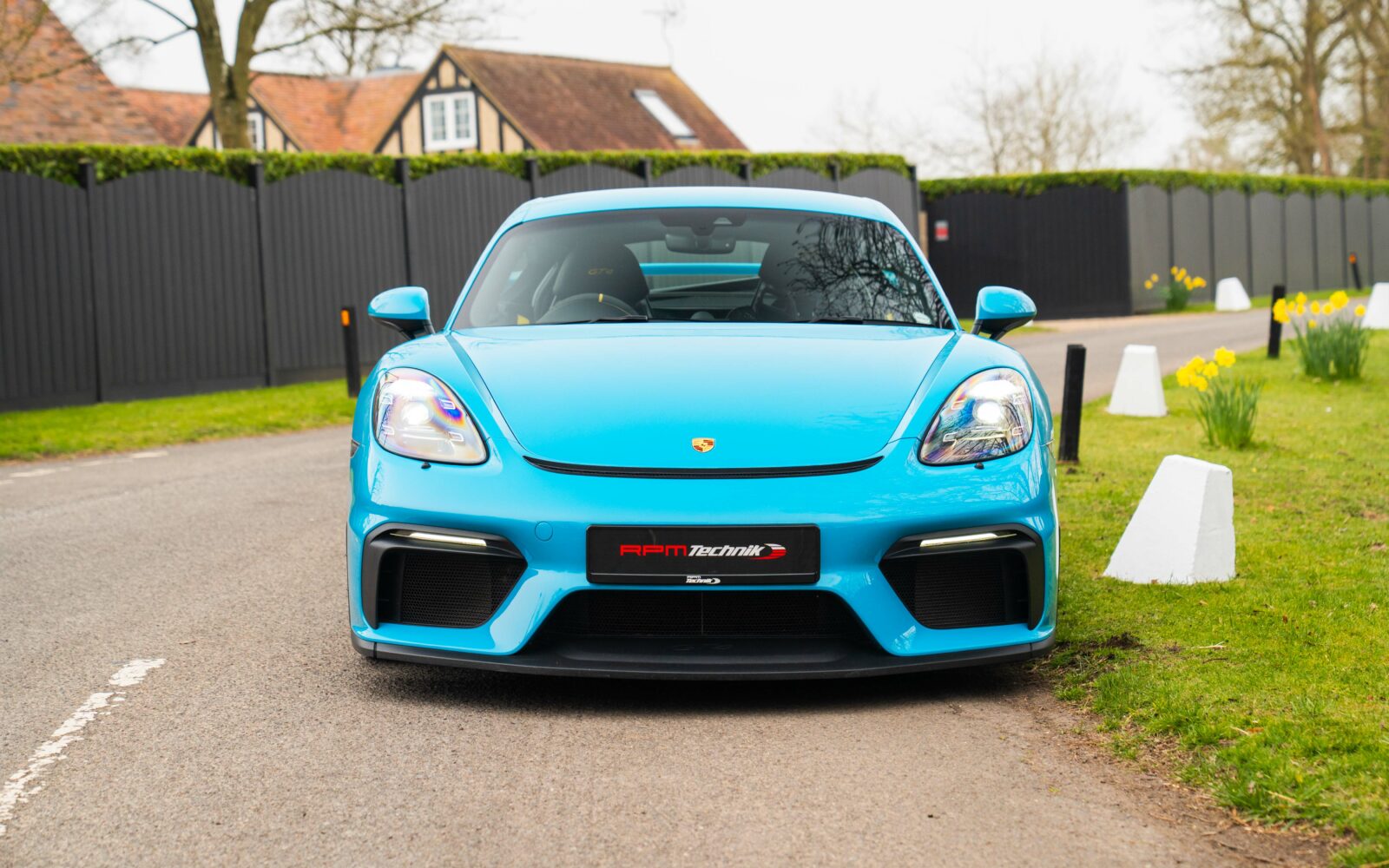 Miami Blue GT4 – PO70JWD 10