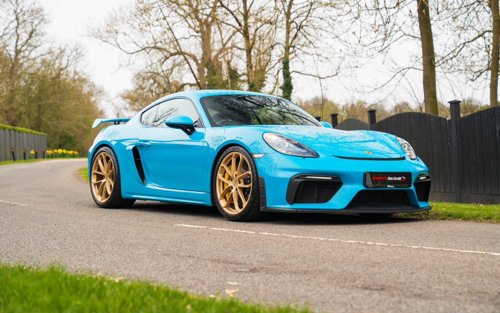 Miami Blue GT4 – PO70JWD 8