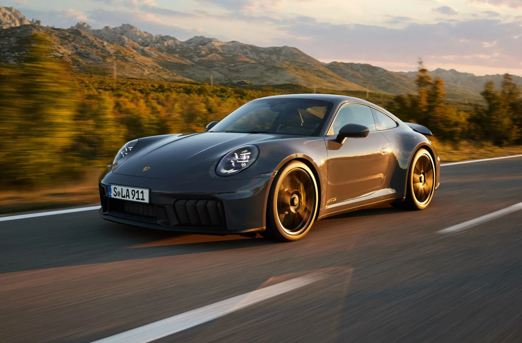 porsche 992.2 carrera gts 911 t hybrid224 kopie 1 scaled