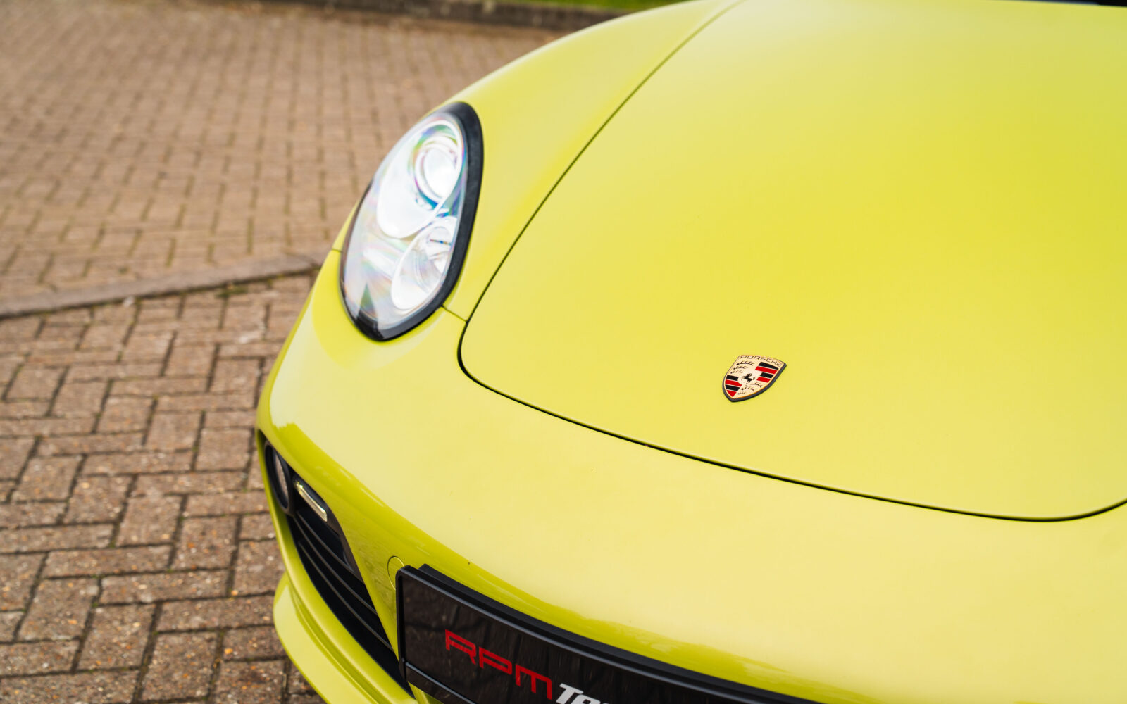 987 Cayman R – HJ61UAU 3