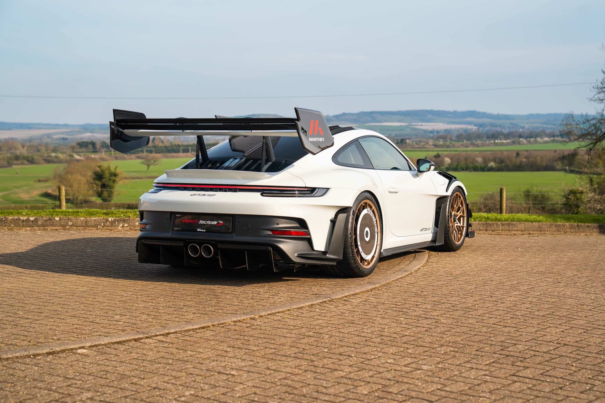 992-gt3rs-mr-white-lhd-20