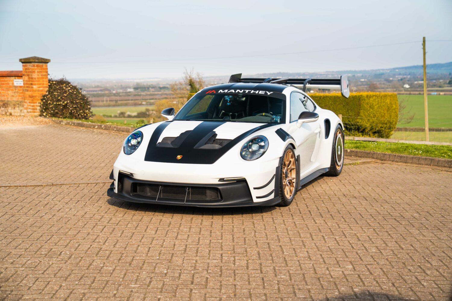 992 GT3RS MR – White LHD-3