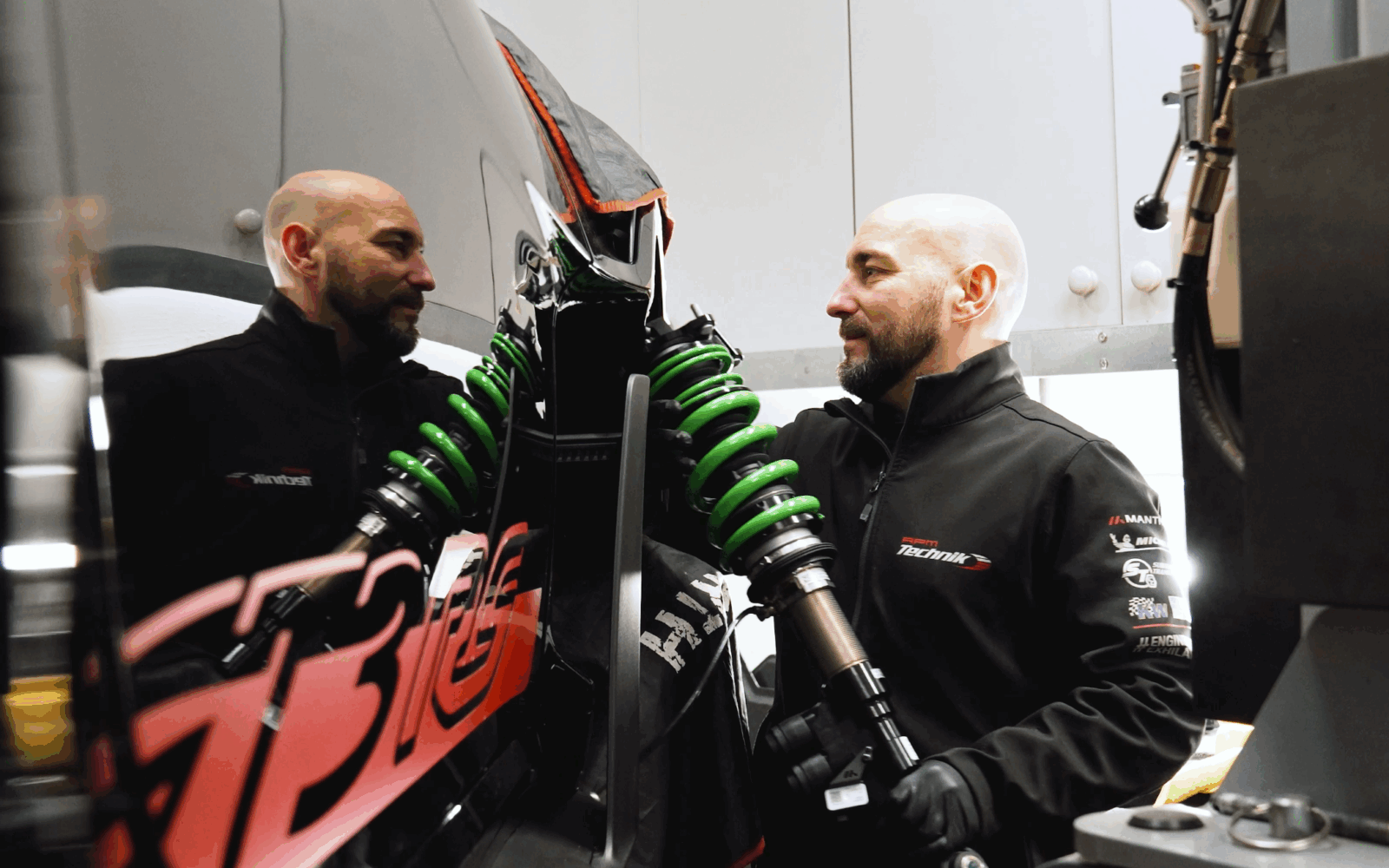 992 GT3RS MR – Workshop-17