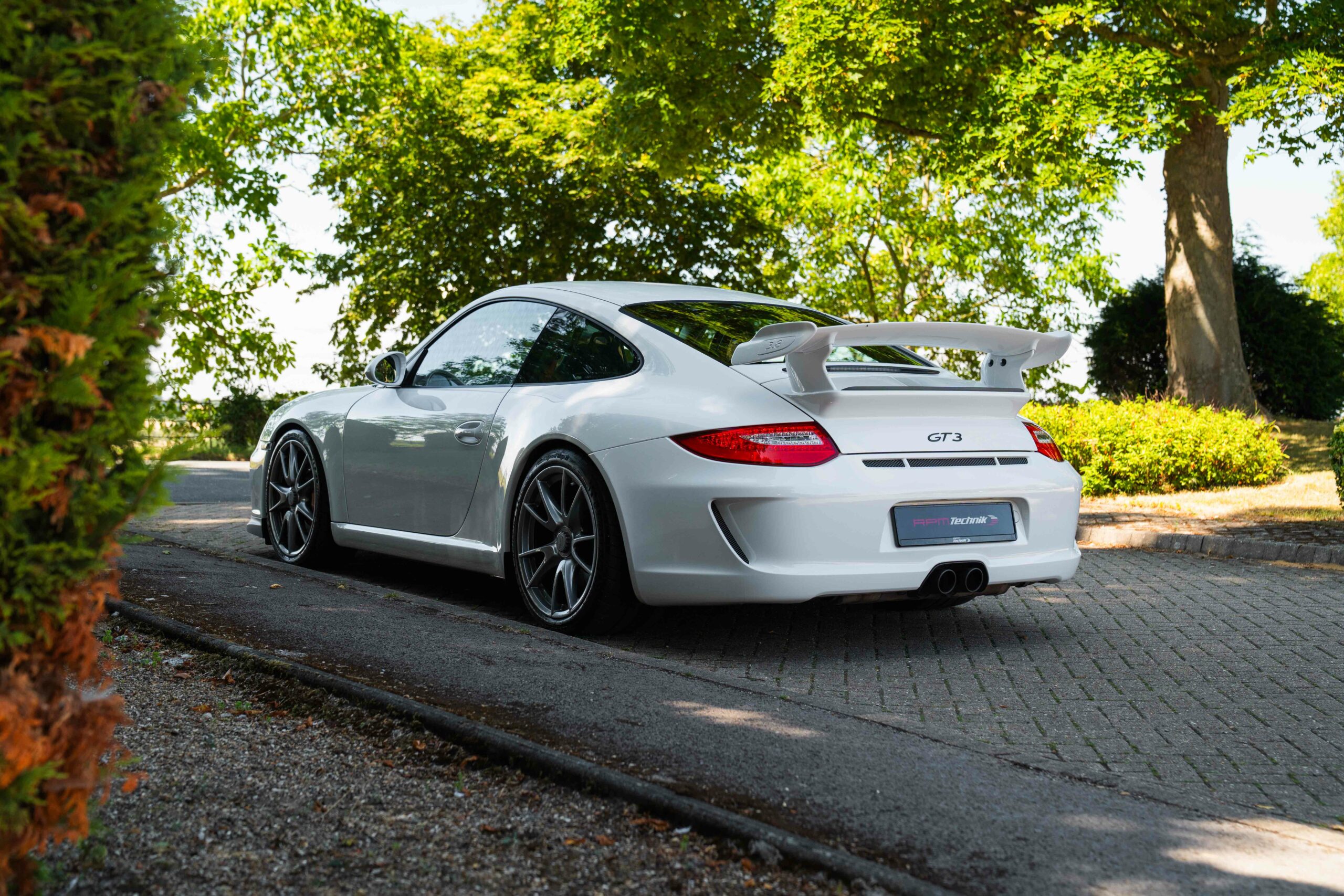 997-gt3-2-2
