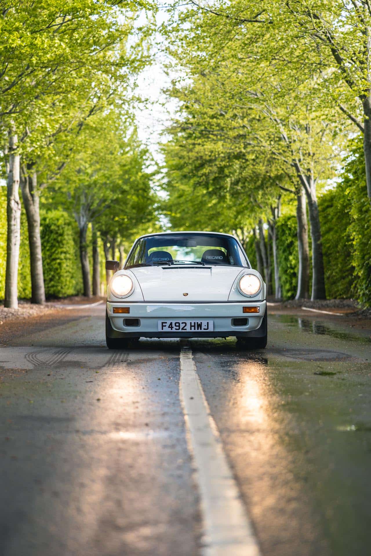 911 3.2 carrera on road