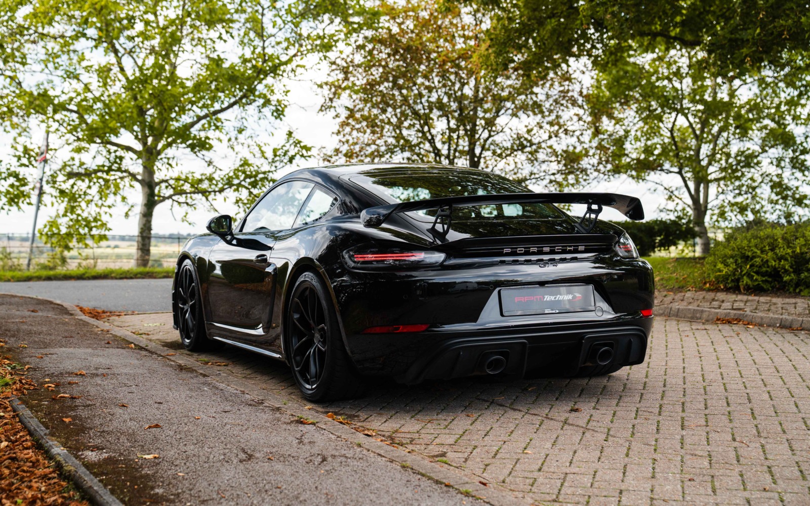 718 GT4 27