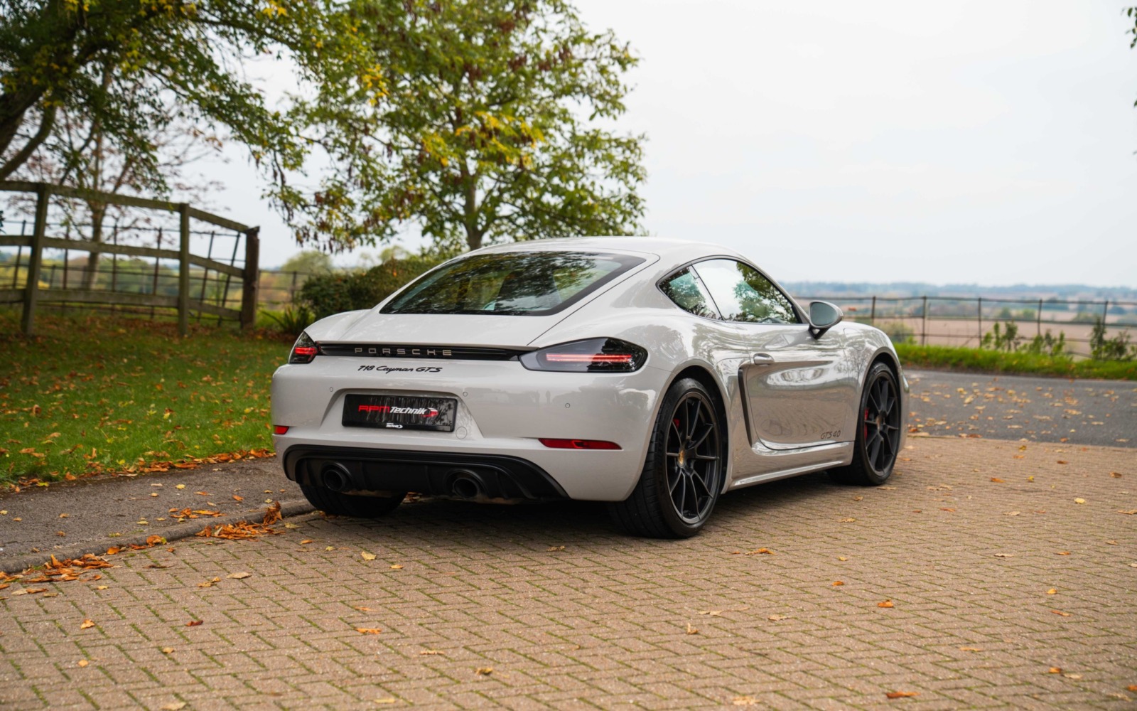 718 GTS  27