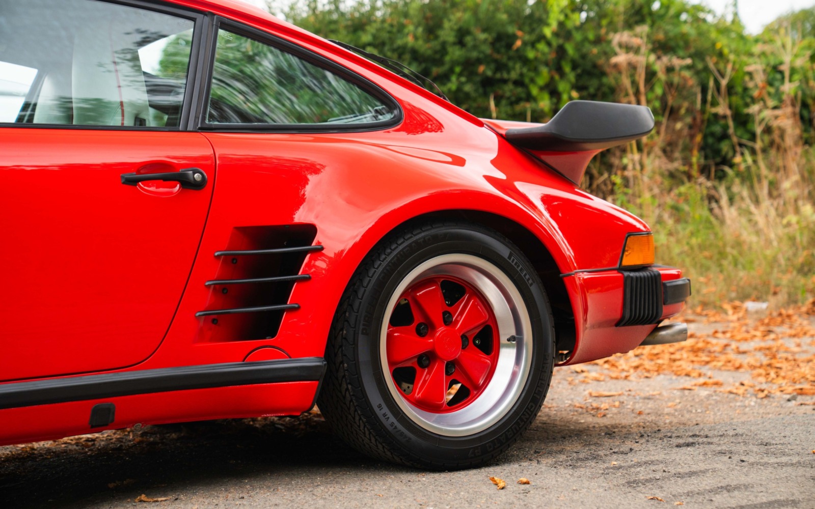 930 Turbo LE 30