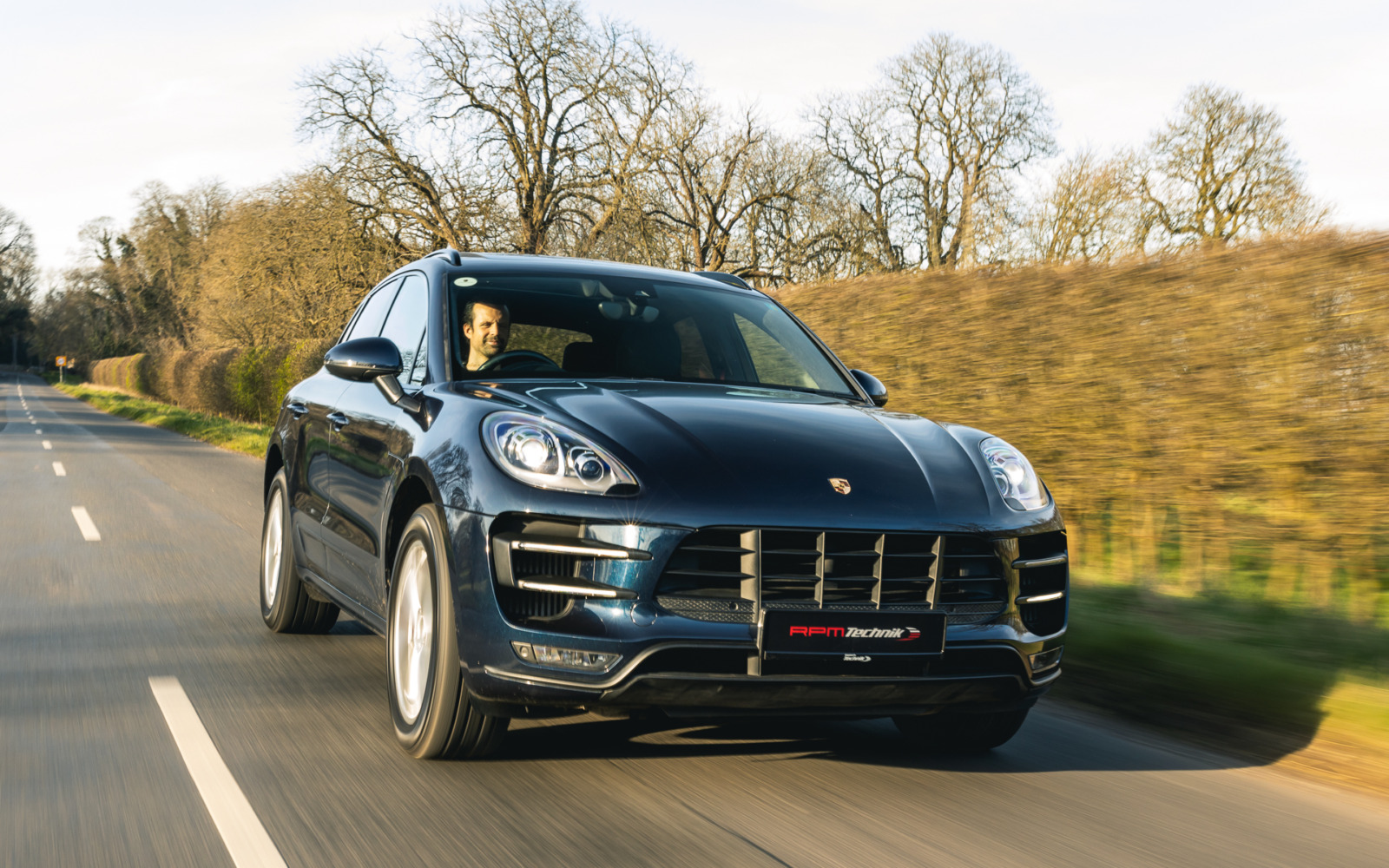 Macan Turbo-102
