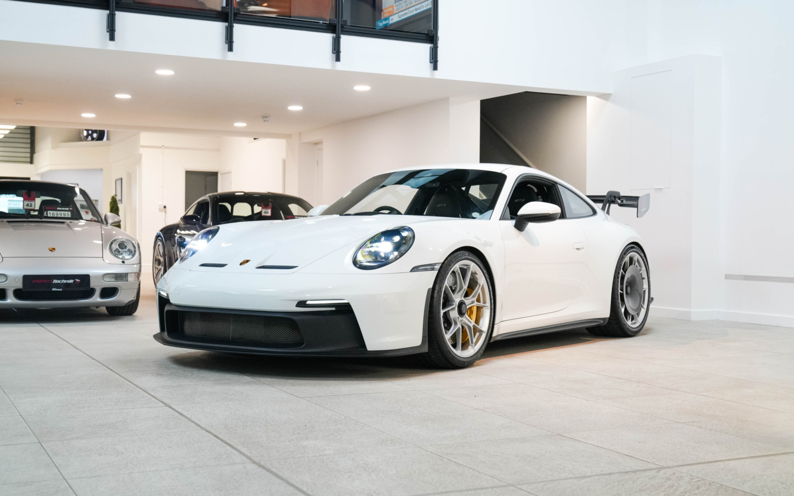 992 GT3 MR-1