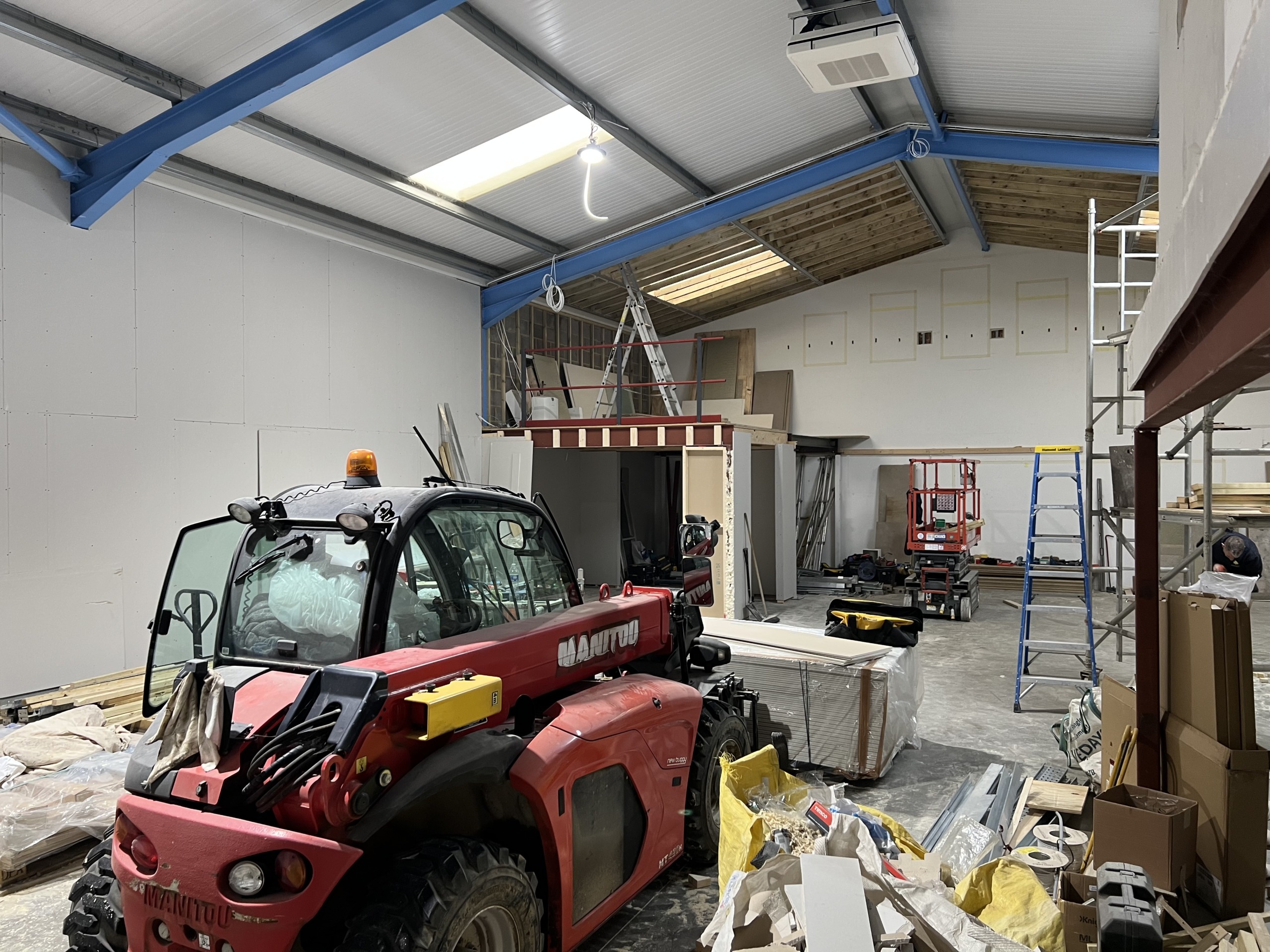 Photo 03 11 2025, 11 24 41