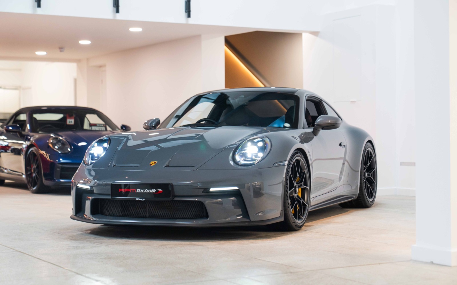 992 GT3 Touring-2