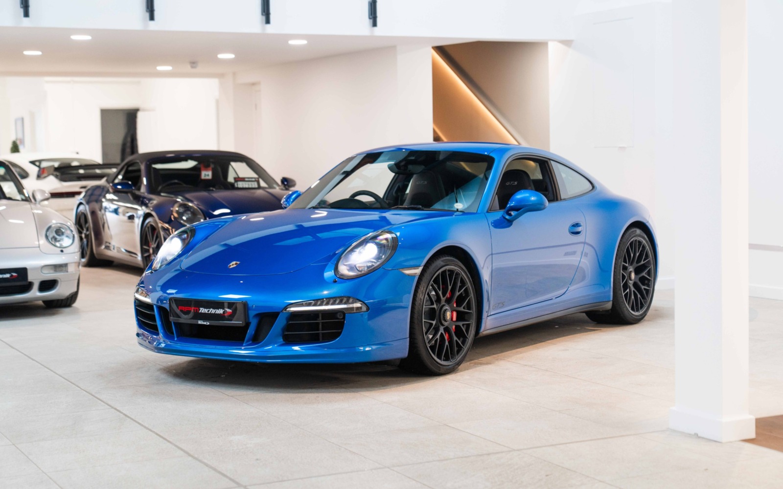 991.1 GTS - blue-2