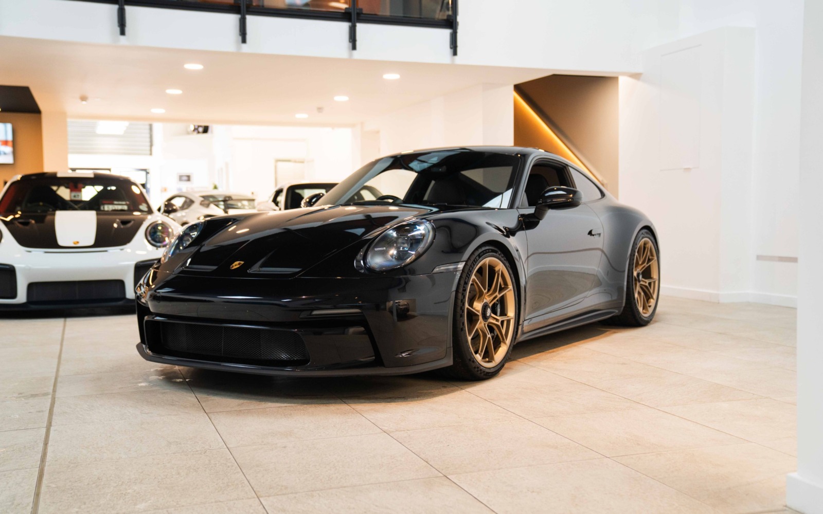 992.1 GT3 touring-40