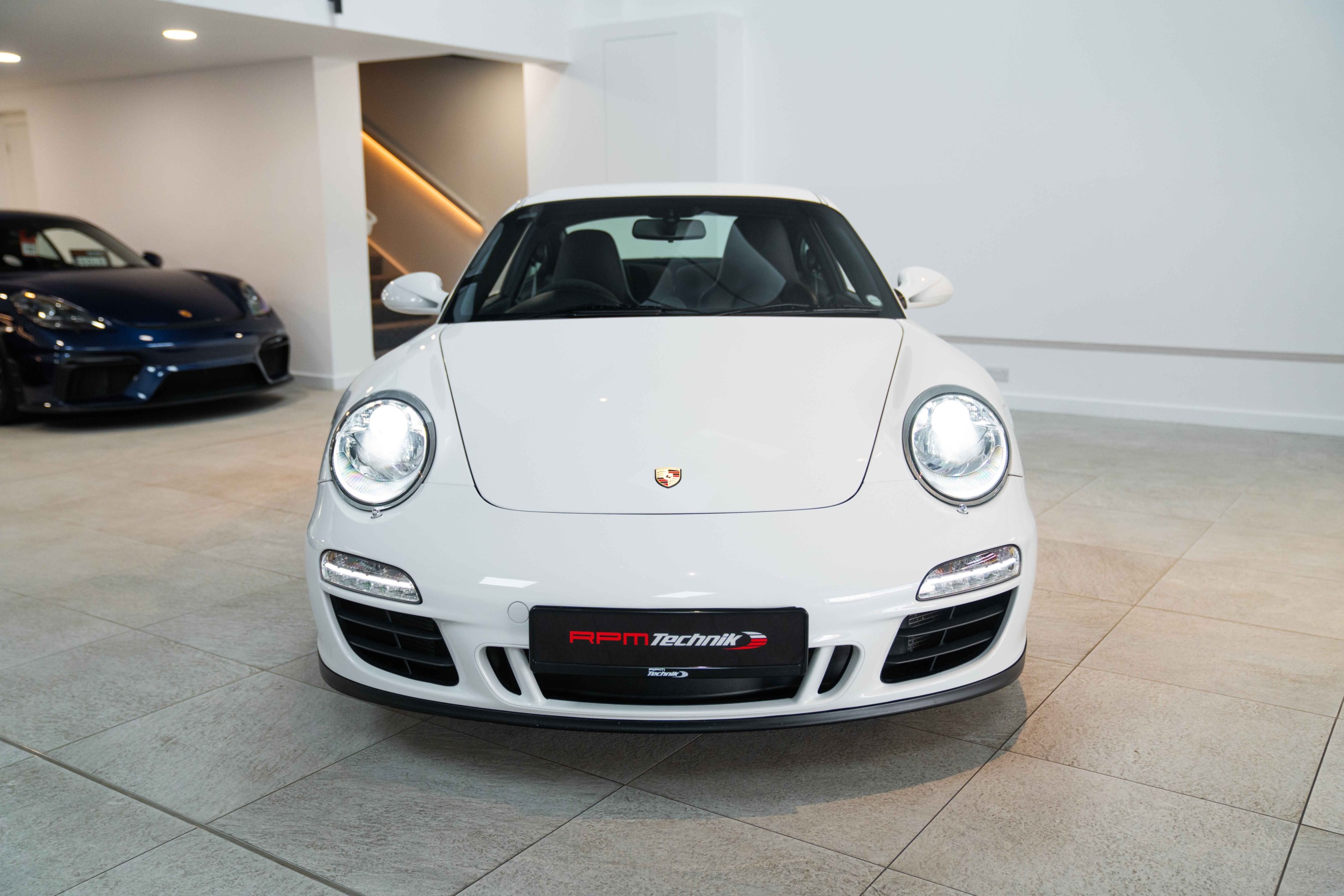 2011 997.2 Carrera GTS MANUAL