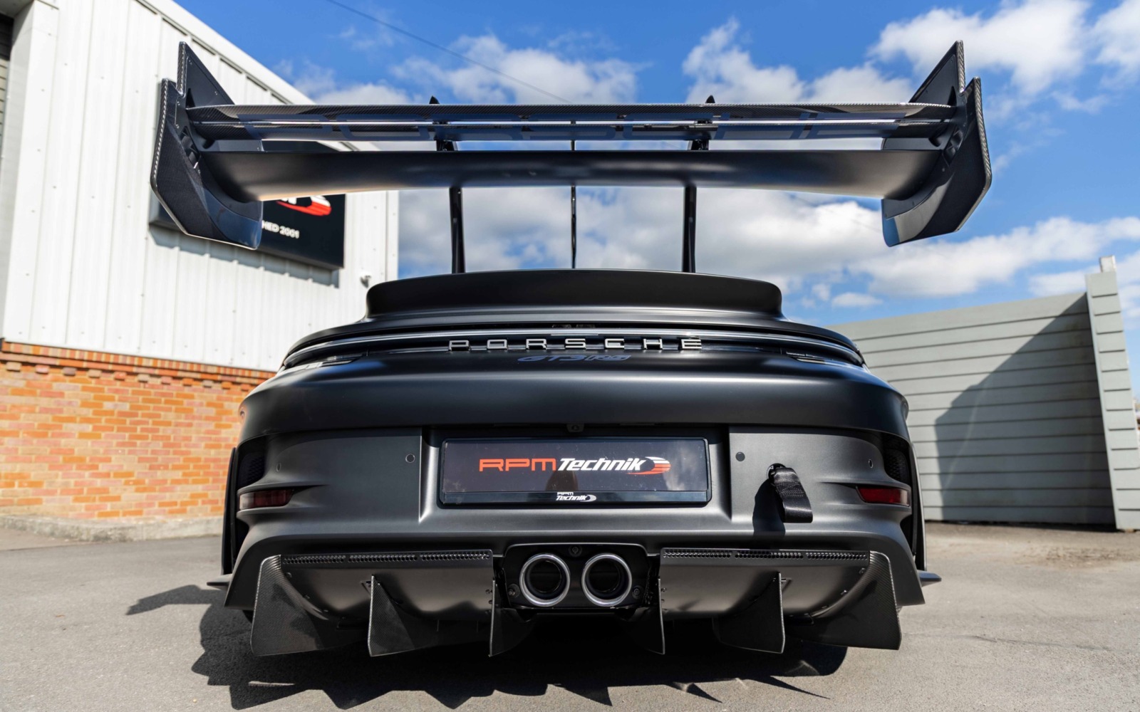 Rear Close Up