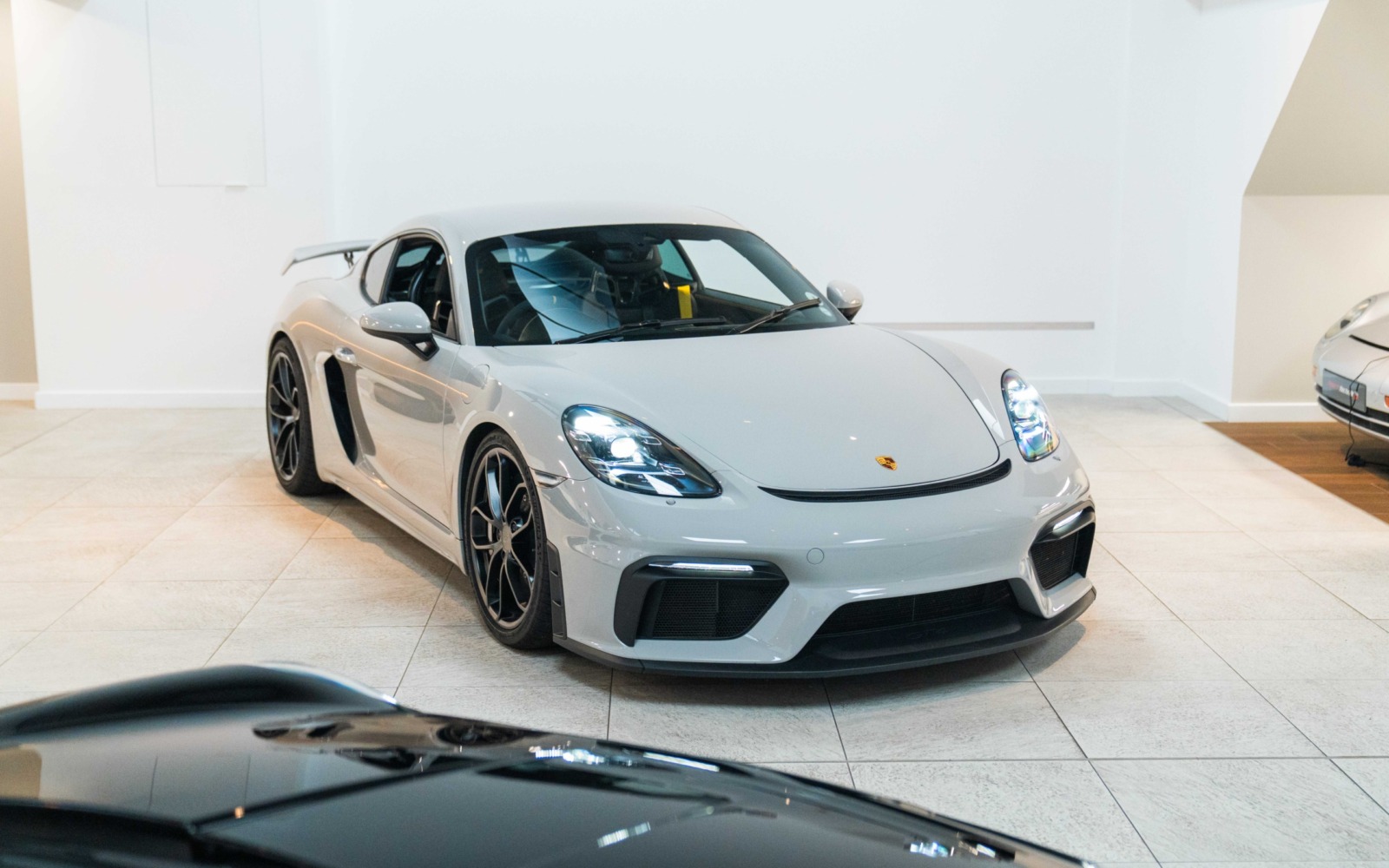 718 GT4 4