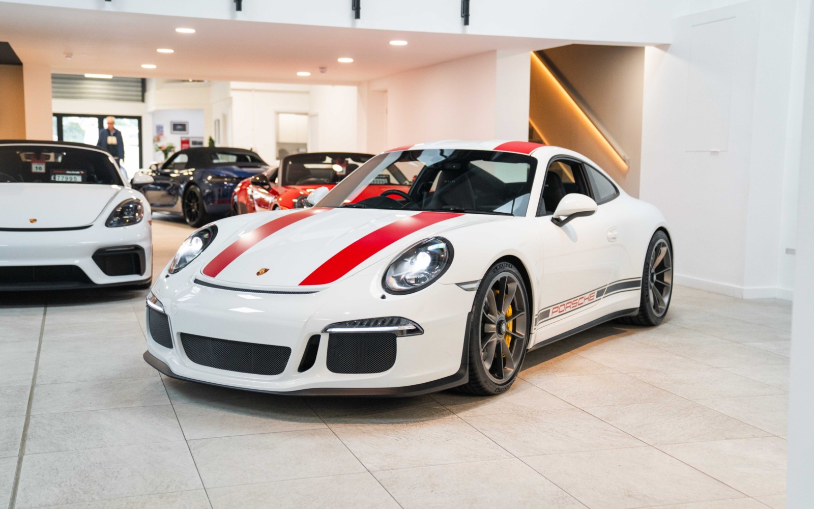 911 R-1