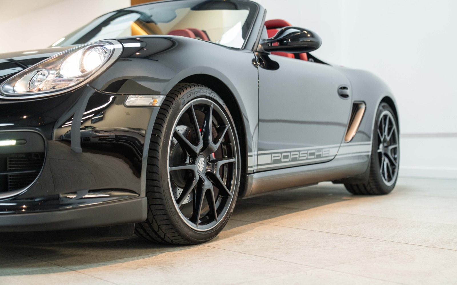 987 Spyder 6