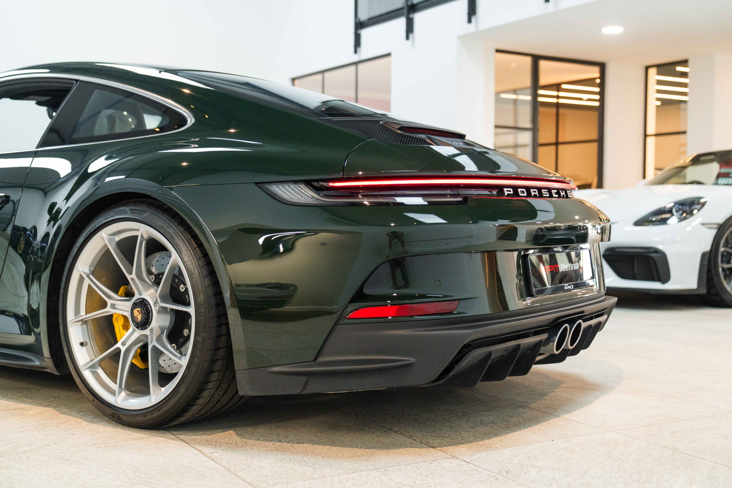 992-1-gt3-touring-54
