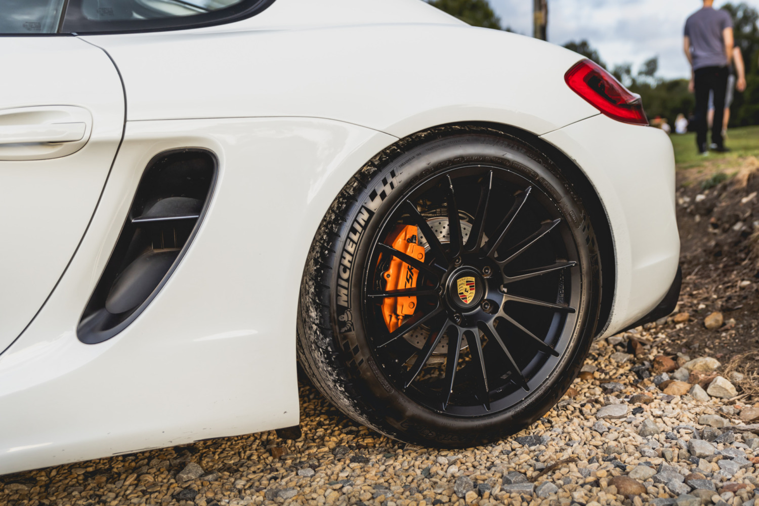 Porsche 981 Cayman CSR 16