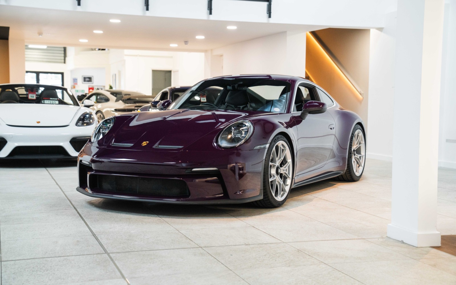 992.1 GT3 Touring-1